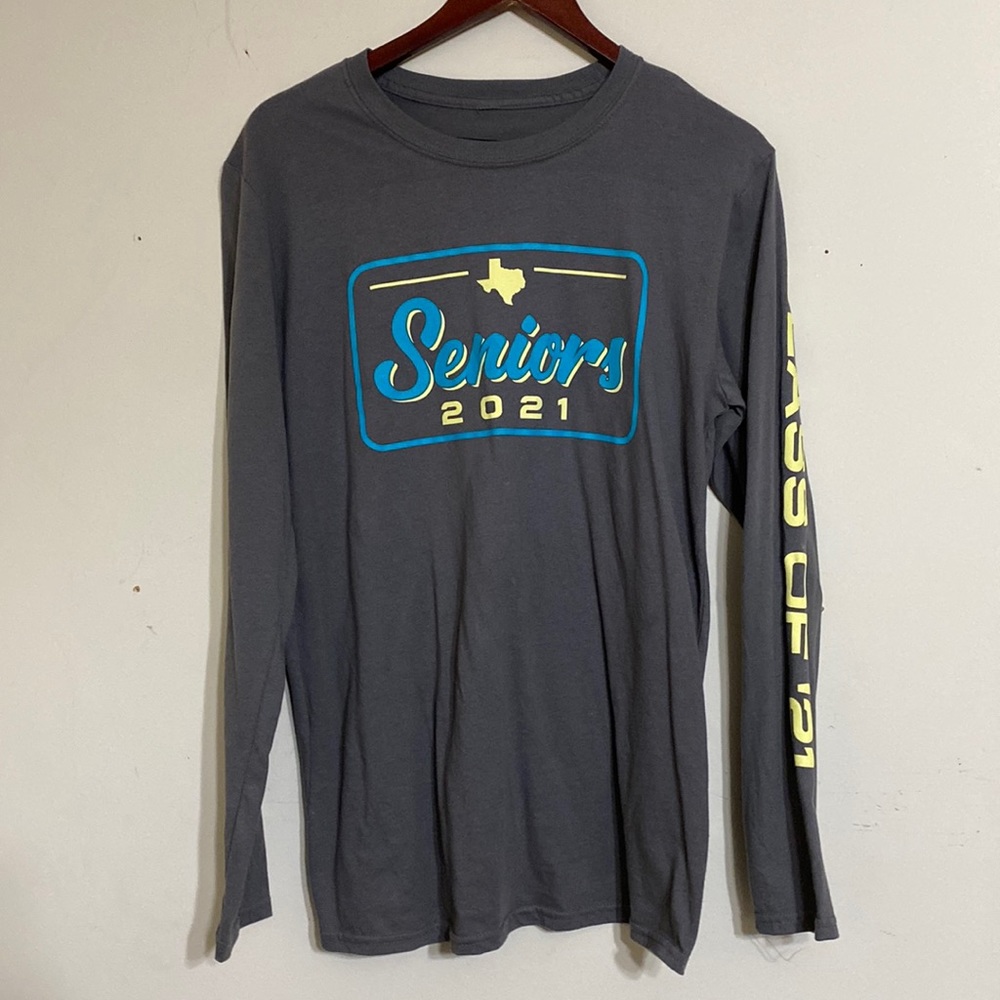 Size large senior shirt